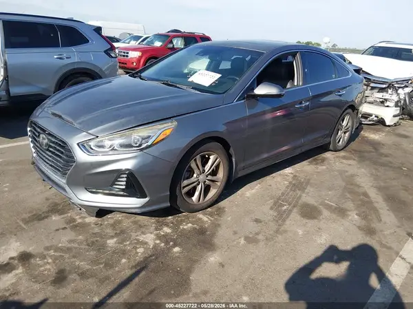5NPE34AF9JH696112 2018 HYUNDAI SONATA - Image 2