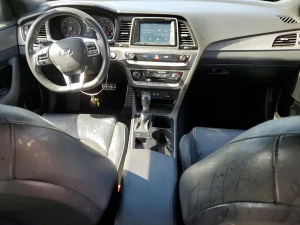 5NPE34AF9JH697163 2018 HYUNDAI SONATA - Image 8