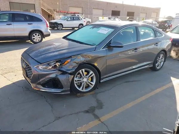 5NPE34AF9JH700062 2018 HYUNDAI SONATA - Image 2