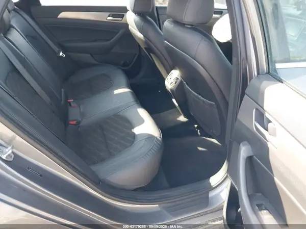5NPE34AF9JH701048 2018 HYUNDAI SONATA - Image 8