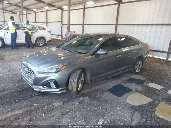 5NPE34AF9JH703270 2018 HYUNDAI SONATA - Image 2