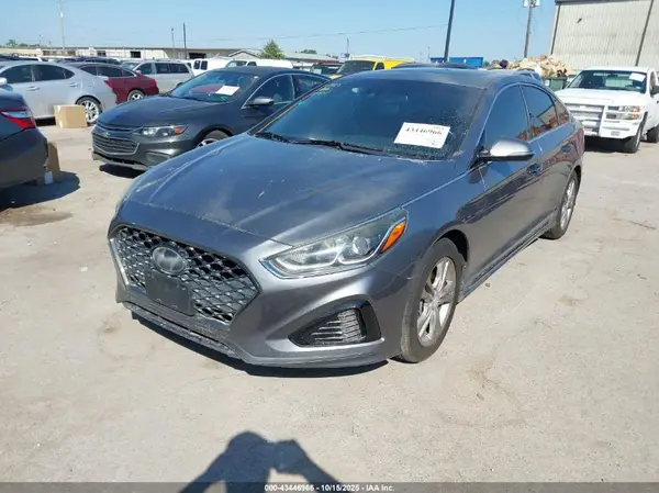 5NPE34AF9JH705004 2018 HYUNDAI SONATA - Image 2