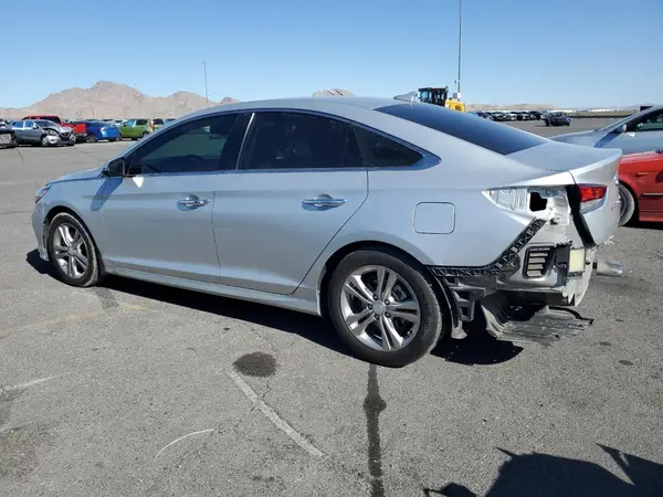 5NPE34AF9JH705116 2018 HYUNDAI SONATA - Image 2