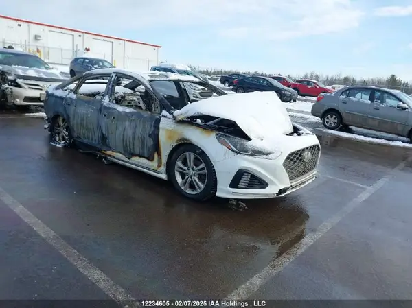 5NPE34AF9JH707075 2018 HYUNDAI SONATA - Image 1