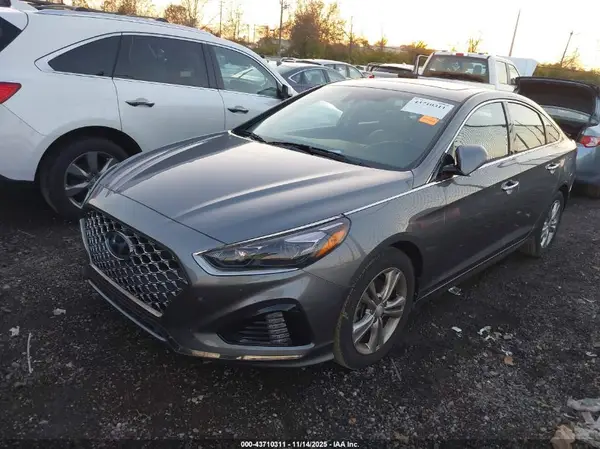 5NPE34AF9JH715547 2018 HYUNDAI SONATA - Image 2