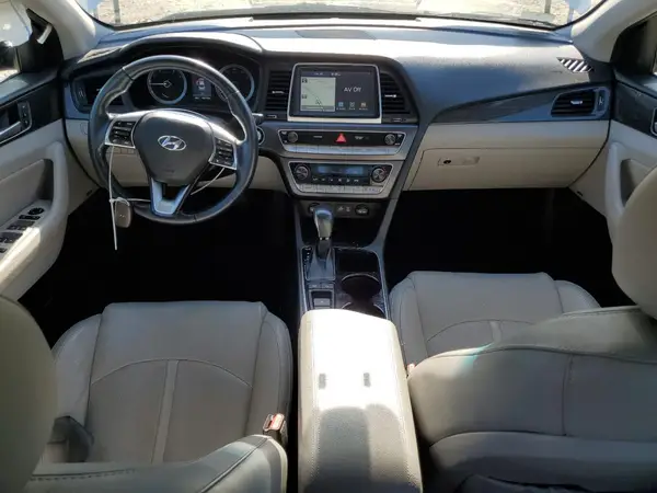 5NPE34AF9JH716102 2018 HYUNDAI SONATA - Image 8