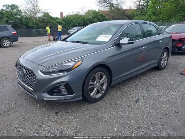 5NPE34AF9JH724099 2018 HYUNDAI SONATA - Image 2