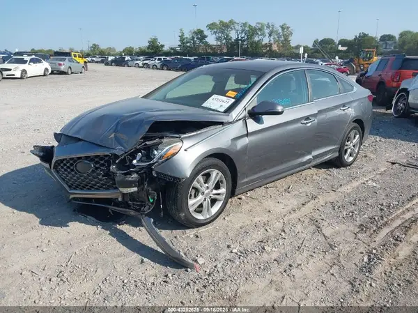 5NPE34AF9JH725964 2018 HYUNDAI SONATA - Image 2