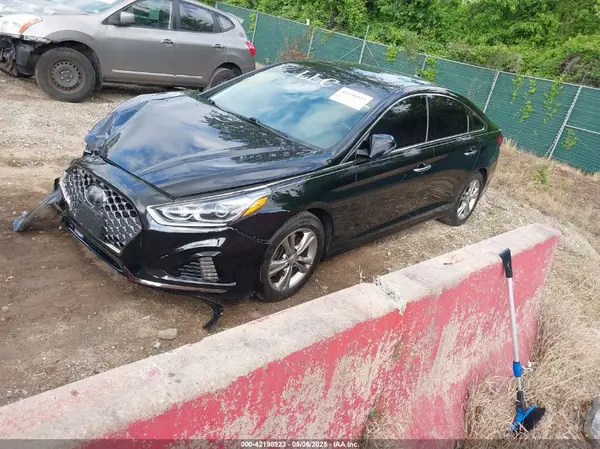 5NPE34AF9KH744077 2019 HYUNDAI SONATA - Image 2