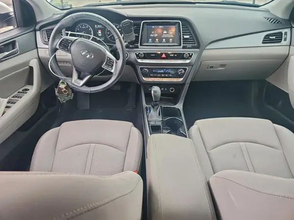 5NPE34AF9KH747285 2019 HYUNDAI SONATA - Image 8