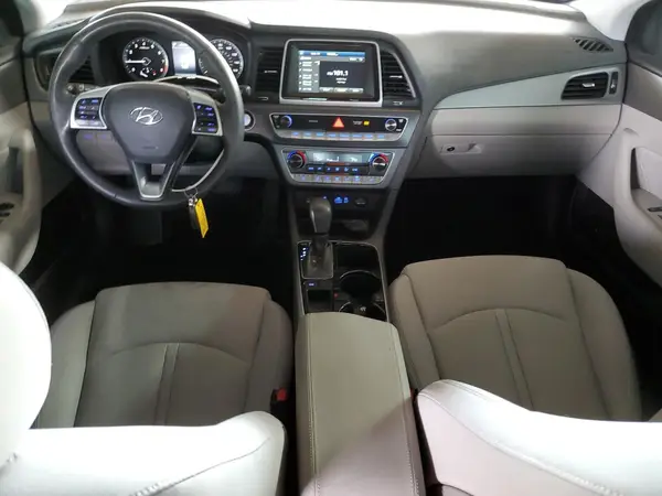 5NPE34AF9KH747951 2019 HYUNDAI SONATA - Image 8