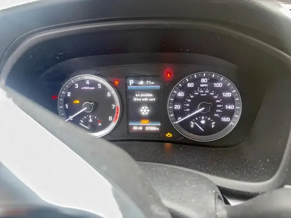 5NPE34AF9KH761557 2019 HYUNDAI SONATA - Image 8