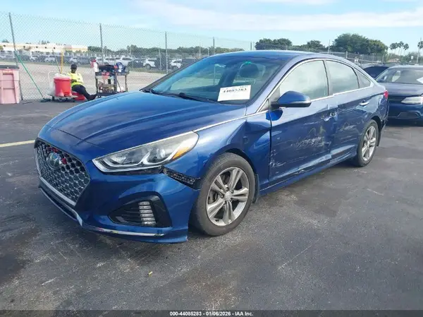 5NPE34AF9KH782585 2019 HYUNDAI SONATA - Image 2