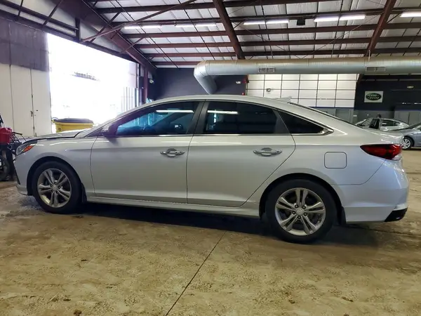 5NPE34AF9KH819005 2019 HYUNDAI SONATA - Image 2