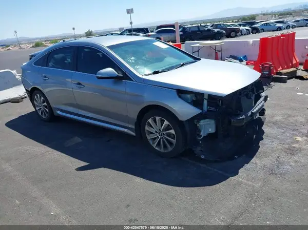 5NPE34AFXGH263018 2016 HYUNDAI SONATA - Image 1