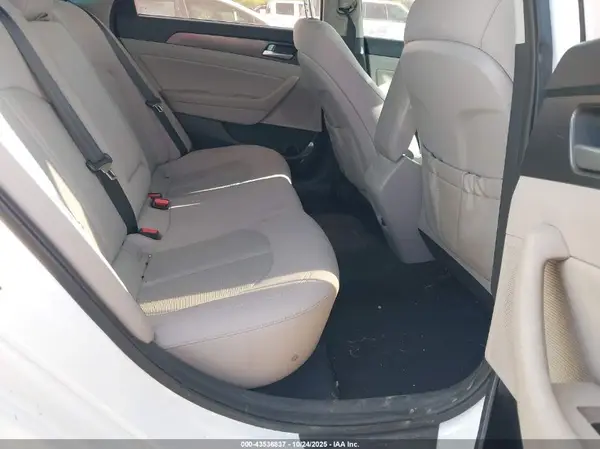 5NPE34AFXGH264105 2016 HYUNDAI SONATA - Image 8