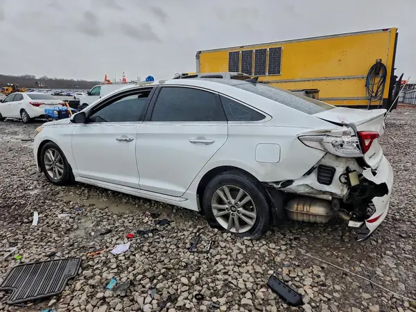 5NPE34AFXGH289439 2016 HYUNDAI SONATA - Image 2