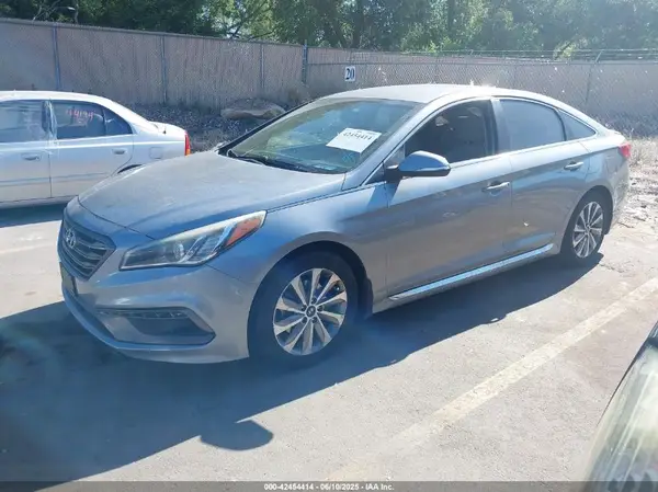 5NPE34AFXGH296410 2016 HYUNDAI SONATA - Image 2