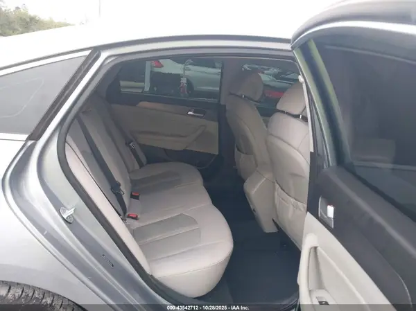 5NPE34AFXGH313156 2016 HYUNDAI SONATA - Image 8