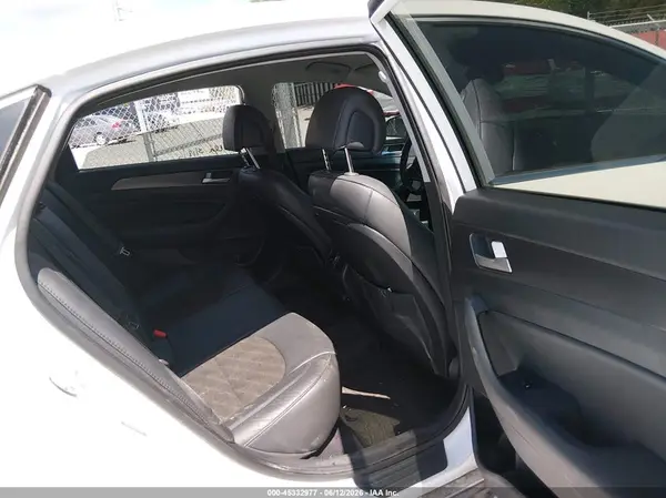 5NPE34AFXGH332970 2016 HYUNDAI SONATA - Image 8