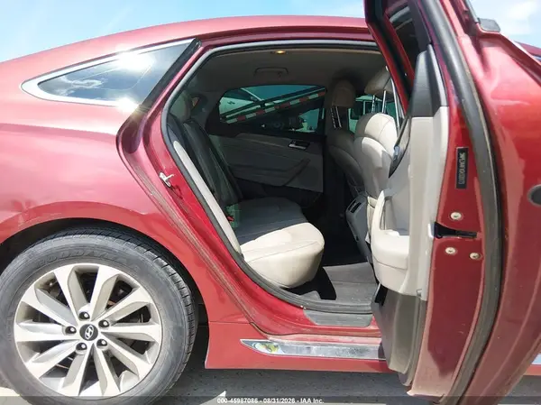 2016 HYUNDAI SONATA auction photo 8