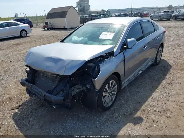 5NPE34AFXGH341281 2016 HYUNDAI SONATA - Image 2