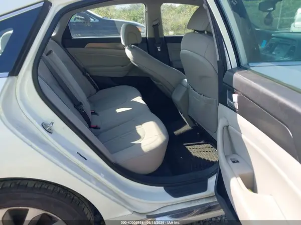 5NPE34AFXGH355990 2016 HYUNDAI SONATA - Image 8
