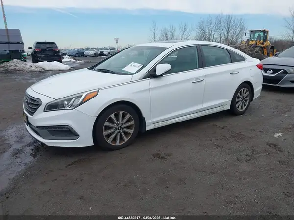 5NPE34AFXHH437543 2017 HYUNDAI SONATA - Image 2