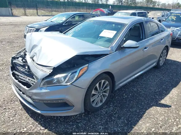 5NPE34AFXHH438191 2017 HYUNDAI SONATA - Image 2
