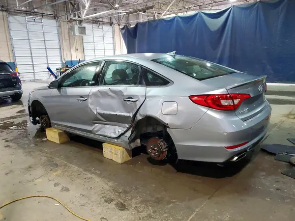 5NPE34AFXHH439633 2017 HYUNDAI SONATA - Image 2