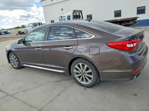 5NPE34AFXHH447456 2017 HYUNDAI SONATA - Image 2
