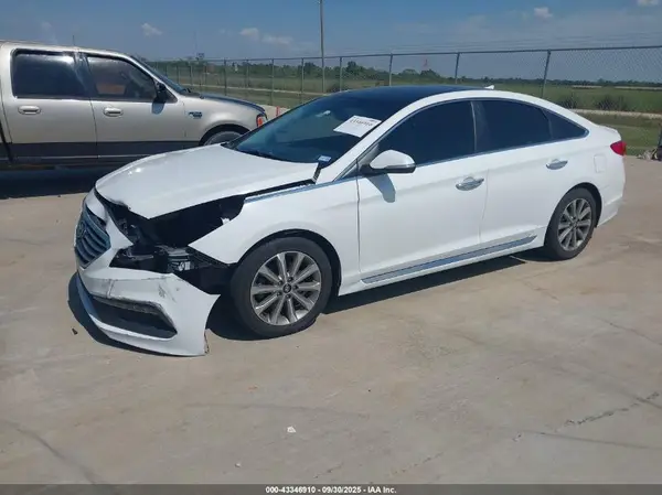 5NPE34AFXHH456528 2017 HYUNDAI SONATA - Image 2