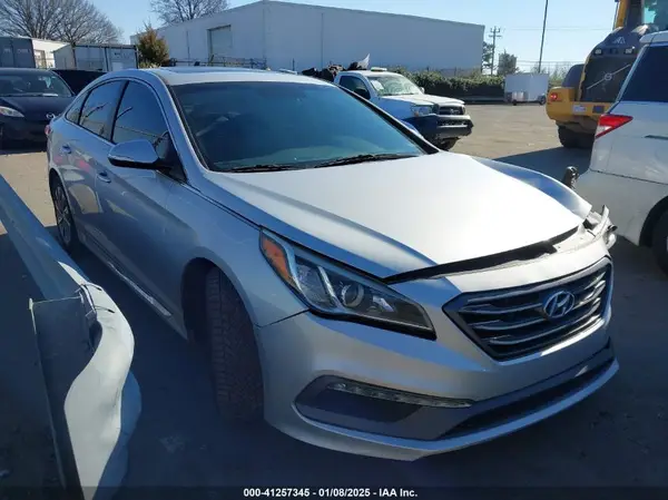 5NPE34AFXHH460191 2017 HYUNDAI SONATA - Image 1