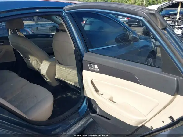 5NPE34AFXHH460871 2017 HYUNDAI SONATA - Image 8