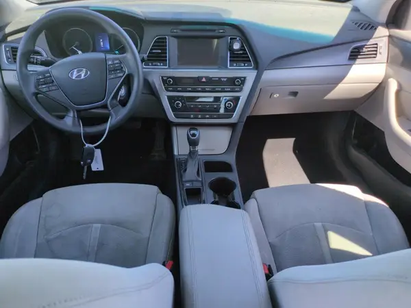 5NPE34AFXHH496205 2017 HYUNDAI SONATA - Image 8
