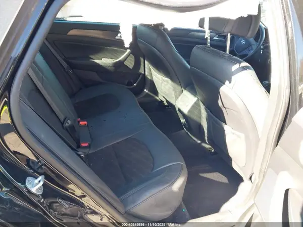 5NPE34AFXHH524228 2017 HYUNDAI SONATA - Image 8