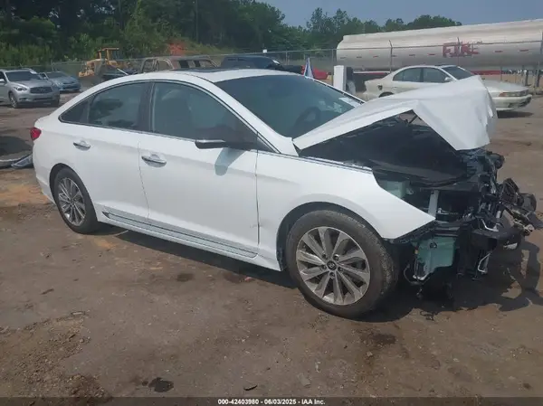 5NPE34AFXHH564745 2017 HYUNDAI SONATA - Image 1