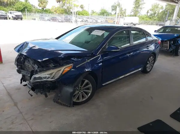 5NPE34AFXHH573381 2017 HYUNDAI SONATA - Image 2