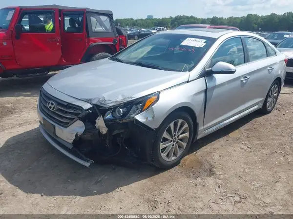 5NPE34AFXHH585210 2017 HYUNDAI SONATA - Image 2