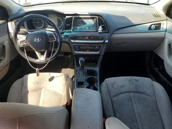 5NPE34AFXJH599517 2018 HYUNDAI SONATA - Image 8