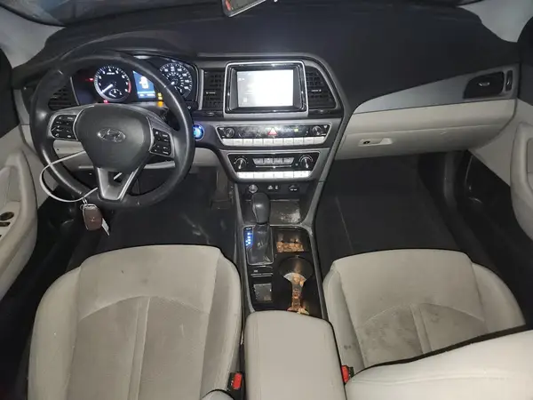 5NPE34AFXJH622696 2018 HYUNDAI SONATA - Image 8