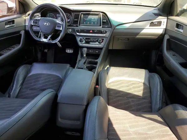 5NPE34AFXJH632063 2018 HYUNDAI SONATA - Image 8