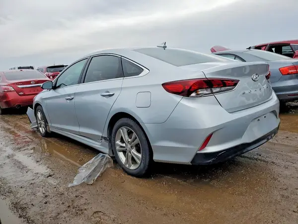5NPE34AFXJH653477 2018 HYUNDAI SONATA - Image 2