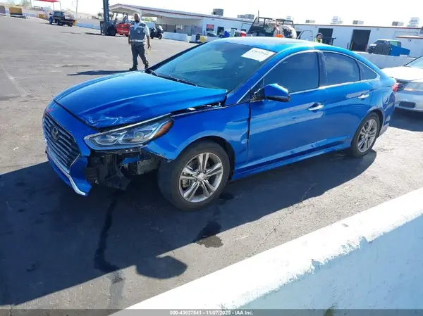 5NPE34AFXJH660512 2018 HYUNDAI SONATA - Image 2