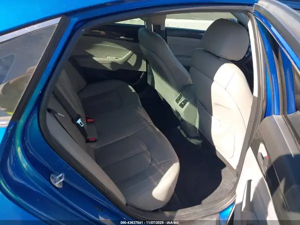 5NPE34AFXJH660512 2018 HYUNDAI SONATA - Image 8