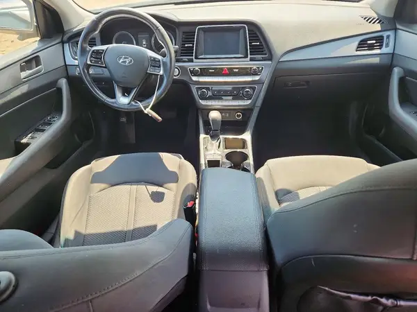 5NPE34AFXJH663944 2018 HYUNDAI SONATA - Image 8