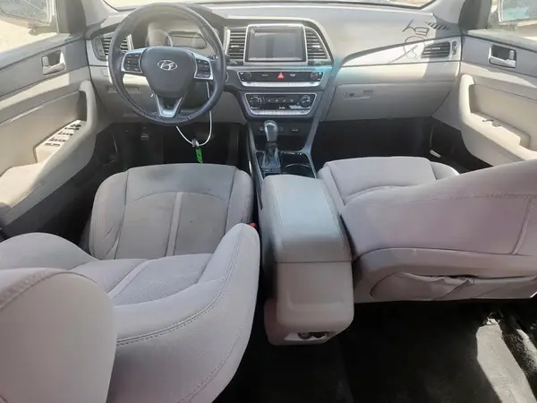 5NPE34AFXJH689685 2018 HYUNDAI SONATA - Image 8