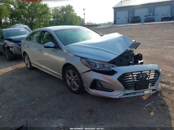 5NPE34AFXJH689699 2018 HYUNDAI SONATA - Image 1