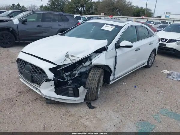 5NPE34AFXJH695213 2018 HYUNDAI SONATA - Image 2