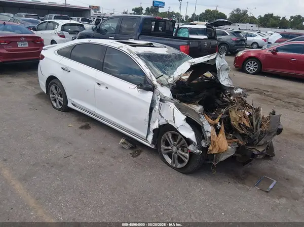 5NPE34AFXJH712012 2018 HYUNDAI SONATA - Image 1